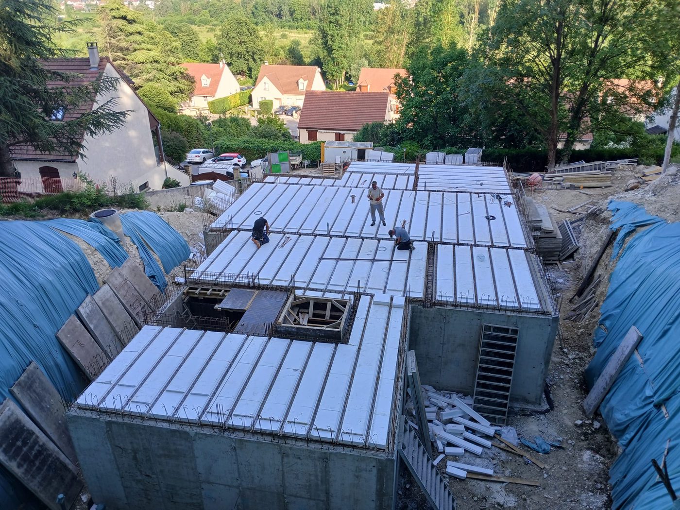 Rénovation intérieure et extérieure d'une façade en pierre